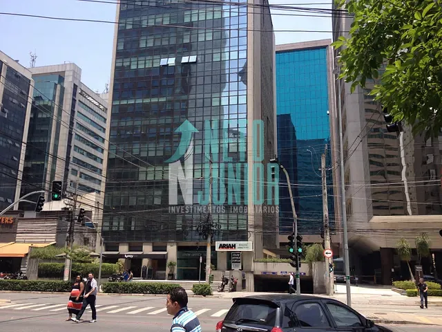Conjunto com 489m², para alugar, no bairro Vila Olímpia em São Paulo