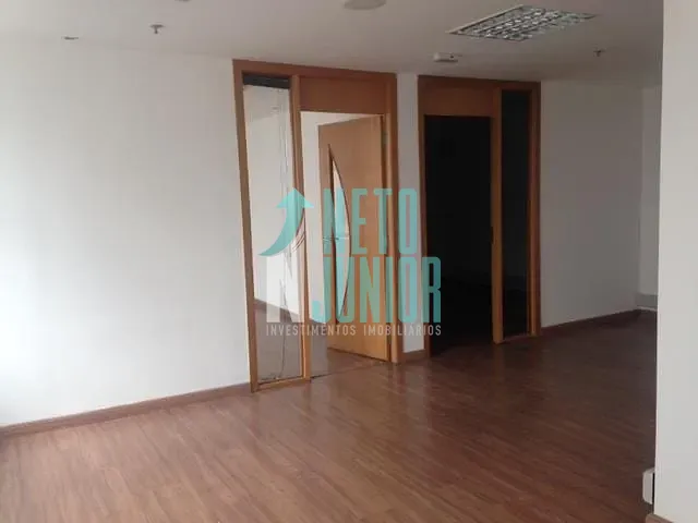 Conjunto com 489m², para alugar, no bairro Vila Olímpia em São Paulo