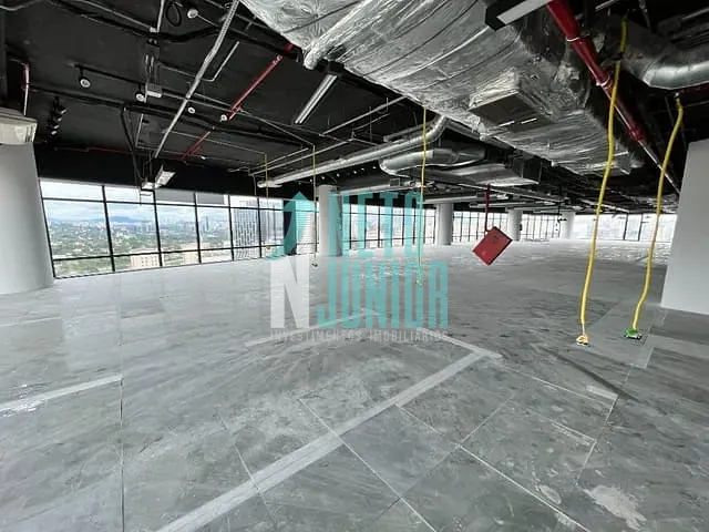 Conjunto com 742m², à venda ou para alugar, no bairro Cidade Monções em São Paulo