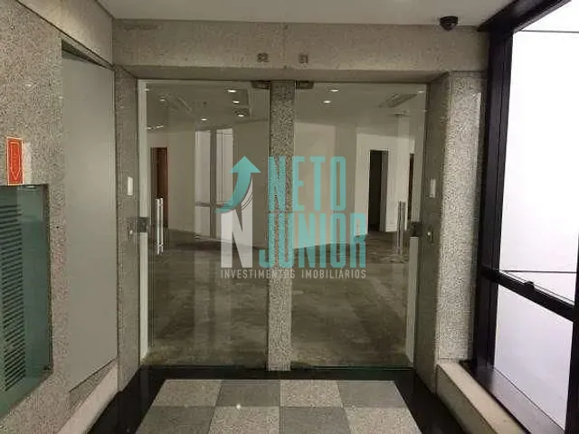 Conjunto com 223m², para alugar, no bairro Cidade Monções em São Paulo