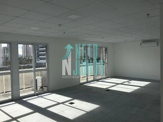 Conjunto com 68m², à venda ou para alugar, no bairro Vila Leopoldina em São Paulo