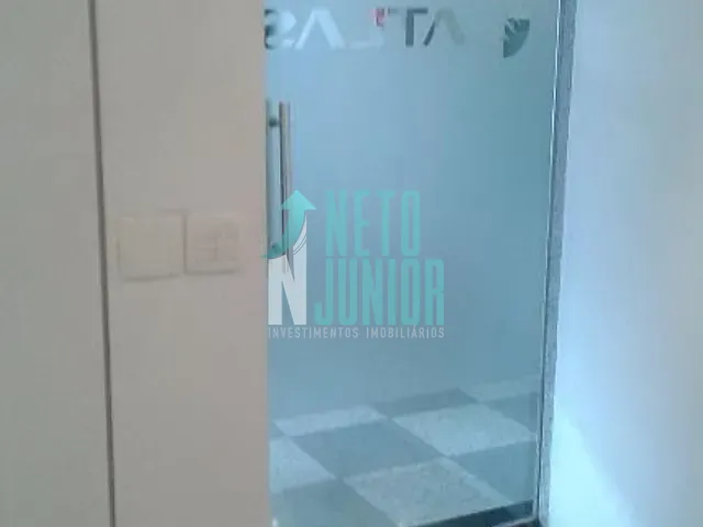 Conjunto com 223m², para alugar, no bairro Cidade Monções em São Paulo