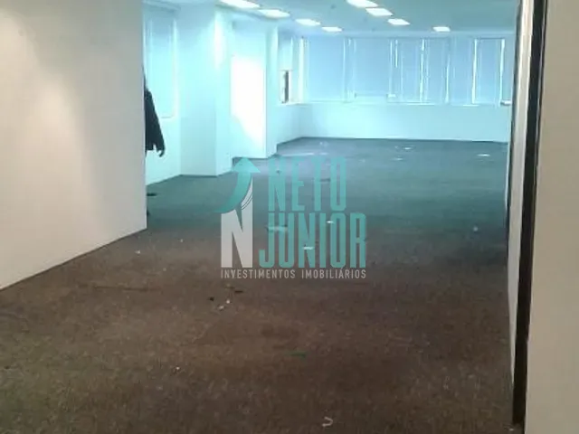 Conjunto com 223m², para alugar, no bairro Cidade Monções em São Paulo