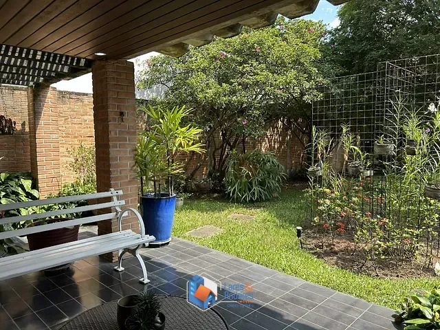 Outro com 443m² 3 quartos e 4 banheiros, à venda, no bairro Jardim Hípico em São Paulo