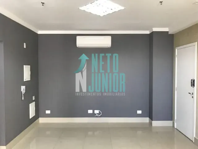 Conjunto com 55m², à venda ou para alugar, no bairro Indianópolis em São Paulo