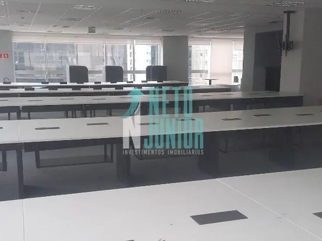 Conjunto com 415m², para alugar, no bairro Itaim Bibi em São Paulo