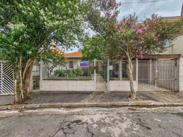 Outro com 458m² 4 quartos e 3 banheiros, à venda, no bairro Chácara Inglesa em São Paulo