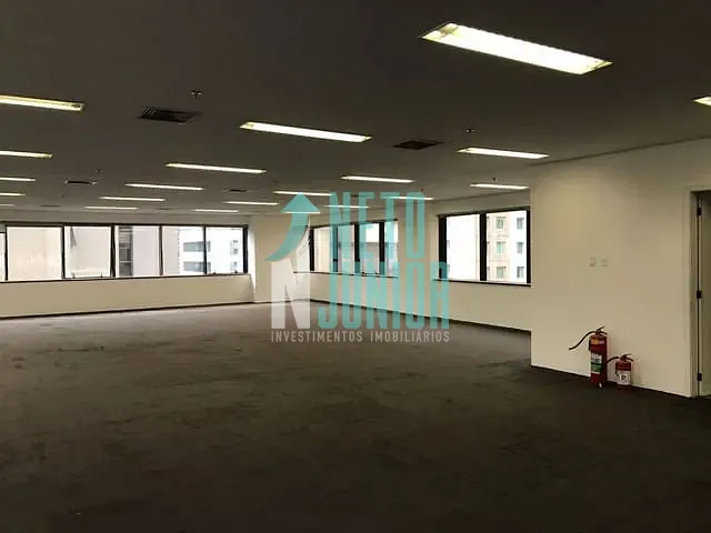 Conjunto com 258m², à venda ou para alugar, no bairro Cidade Monções em São Paulo