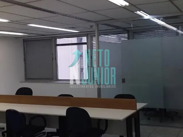 Conjunto com 260m², à venda ou para alugar, no bairro Itaim Bibi em São Paulo