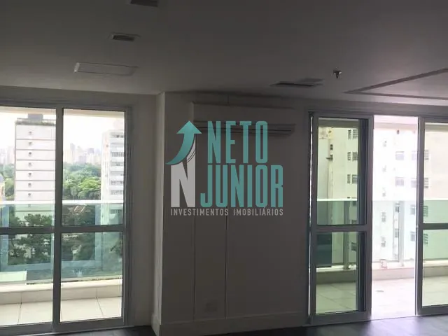 Conjunto com 176m², para alugar, no bairro Itaim Bibi em São Paulo