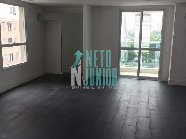 Conjunto com 176m², para alugar, no bairro Itaim Bibi em São Paulo
