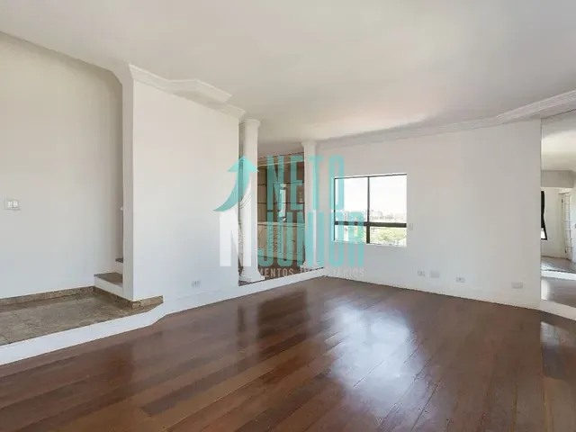 Cobertura com 306m² 4 quartos e 3 banheiros, à venda ou para alugar, no bairro Moema em São Paulo