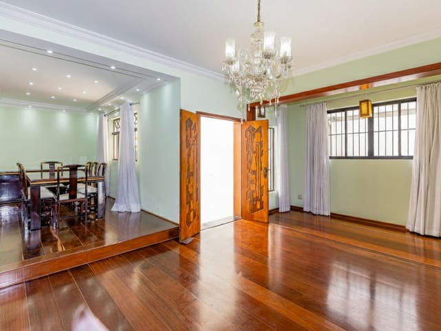 Outro com 346m² 4 quartos e 7 banheiros, à venda, no bairro Jardim Campo Grande em São Paulo