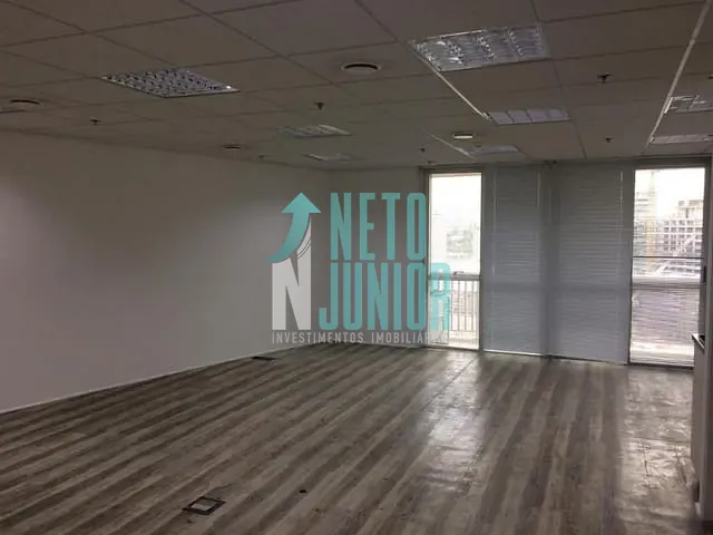 Conjunto com 66m², à venda ou para alugar, no bairro Vila São Francisco em São Paulo