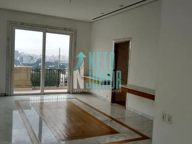 Cobertura com 822m² 4 quartos e 8 banheiros, à venda, no bairro Vila Nova Conceição em São Paulo