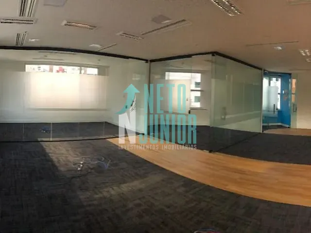 Conjunto com 218m², para alugar, no bairro Vila Olímpia em São Paulo