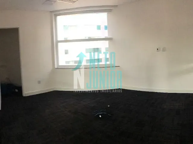 Conjunto com 218m², para alugar, no bairro Vila Olímpia em São Paulo