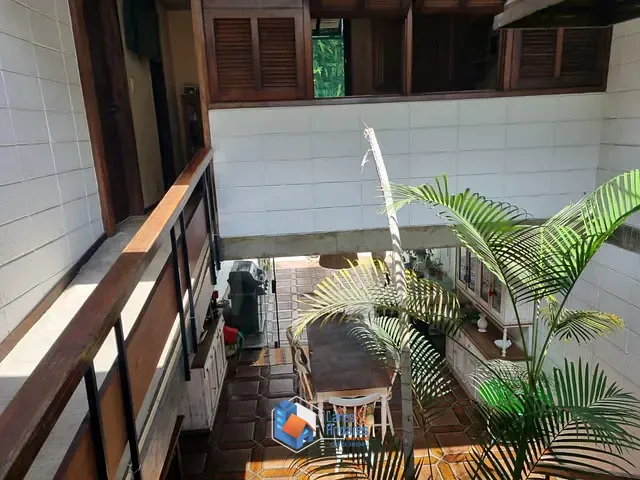 Outro com 194m² 3 quartos e 4 banheiros, à venda, no bairro Chácara Monte Alegre em São Paulo