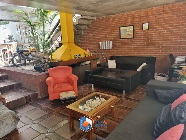 Outro com 194m² 3 quartos e 4 banheiros, à venda, no bairro Chácara Monte Alegre em São Paulo