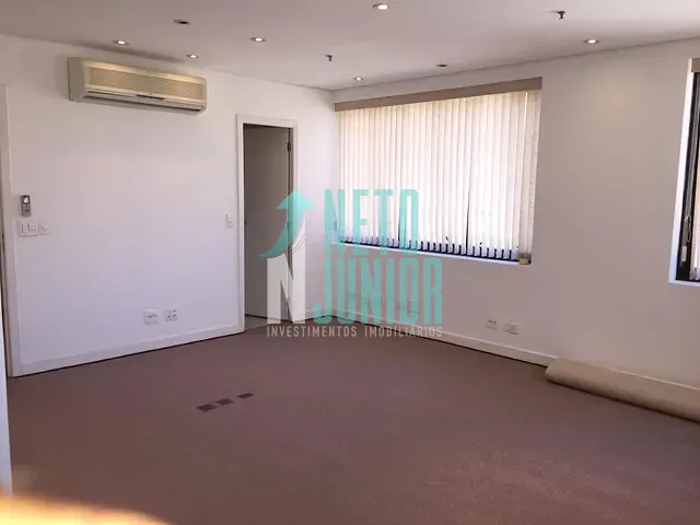 Conjunto com 56m², à venda, no bairro Itaim Bibi em São Paulo
