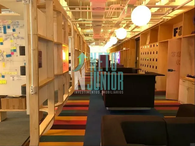 Conjunto com 1800m², para alugar, no bairro Vila Olímpia em São Paulo