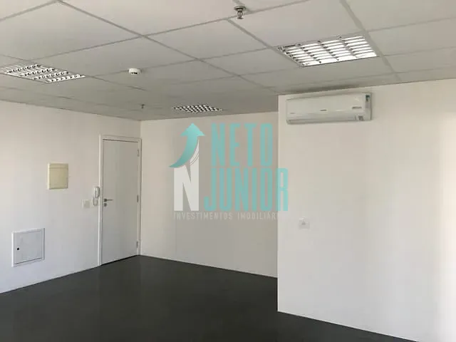 Conjunto com 120m², à venda ou para alugar, no bairro Vila Gertrudes em São Paulo