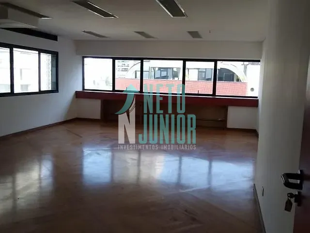 Conjunto com 350m², para alugar, no bairro Cidade Monções em São Paulo
