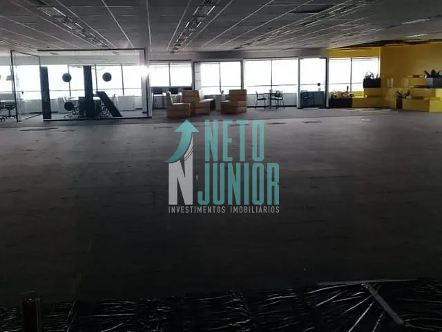 Conjunto com 835m², para alugar, no bairro Cidade Monções em São Paulo