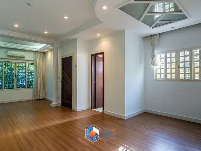 Outro com 200m² 3 quartos e 2 banheiros, à venda, no bairro Vila Madalena em São Paulo