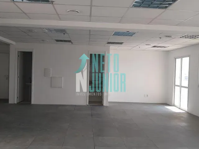 Conjunto com 140m², à venda, no bairro Brooklin Novo em São Paulo