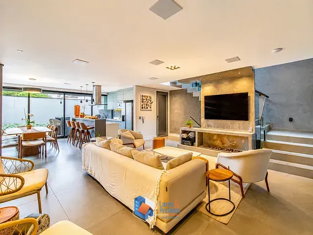 Outro com 220m² 4 quartos e 7 banheiros, à venda, no bairro Vila Rosália em Guarulhos