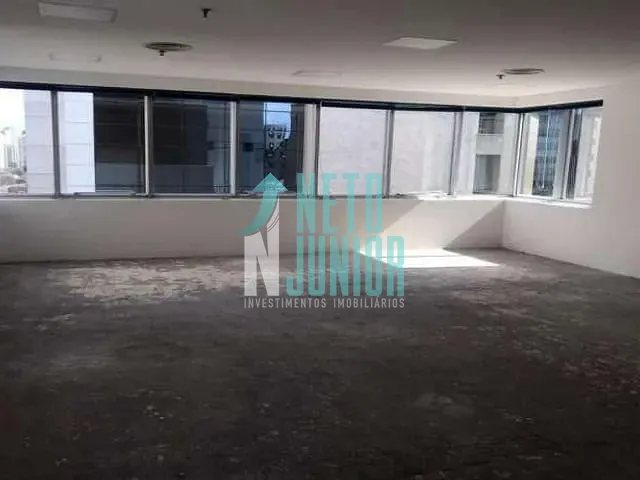 Sala com 66m², para alugar, no bairro Brooklin em São Paulo