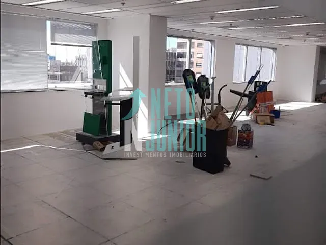 Conjunto com 412m², para alugar, no bairro Bela Vista em São Paulo