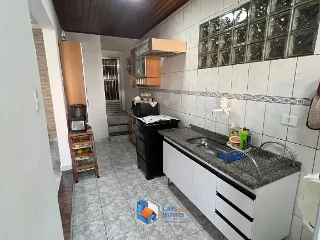 Outro com 300m² 3 quartos e 3 banheiros, à venda, no bairro Ayrosa em Osasco