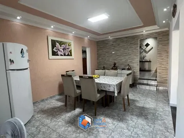 Outro com 300m² 3 quartos e 3 banheiros, à venda, no bairro Ayrosa em Osasco