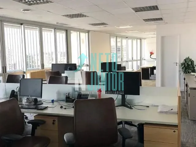 Conjunto com 234m², para alugar, no bairro Vila São Francisco em São Paulo