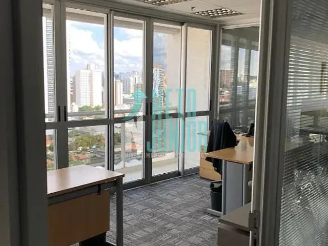 Conjunto com 234m², para alugar, no bairro Vila São Francisco em São Paulo
