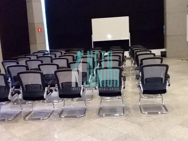 Conjunto com 94m², para alugar, no bairro Itaim Bibi em São Paulo