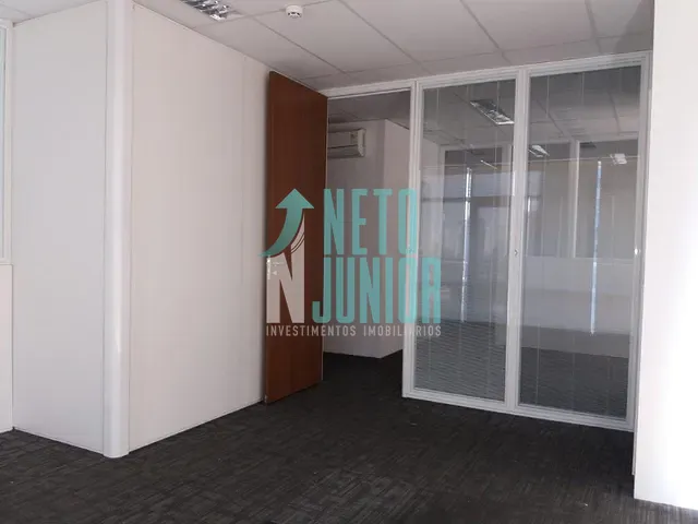 Conjunto comercial com 160m², à venda ou para alugar, no bairro Brooklin Novo em São Paulo