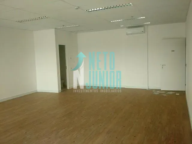 Conjunto com 69m², à venda ou para alugar, no bairro Vila Cordeiro em São Paulo