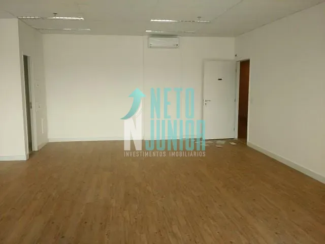 Conjunto com 69m², à venda ou para alugar, no bairro Vila Cordeiro em São Paulo
