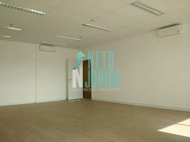 Conjunto com 69m², à venda ou para alugar, no bairro Vila Cordeiro em São Paulo