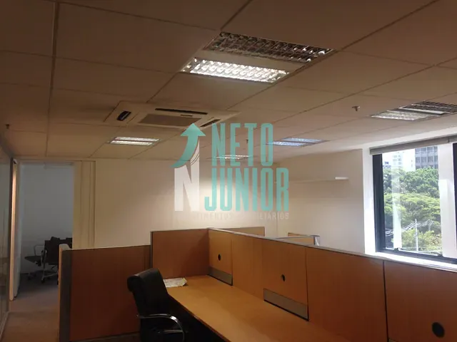Conjunto com 162m², para alugar, no bairro Itaim Bibi em São Paulo