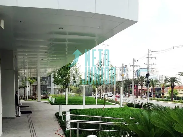 Conjunto com 207m², para alugar, no bairro Vila Cordeiro em São Paulo