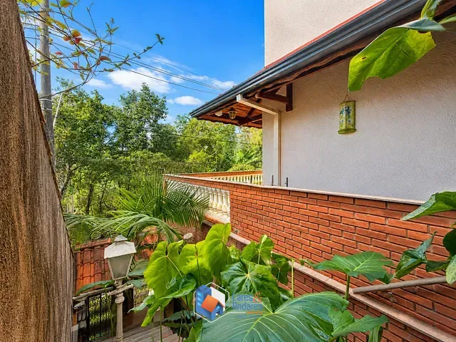 Outro com 240m² 3 quartos e 2 banheiros, à venda, no bairro Suíssa em Ribeirão Pires