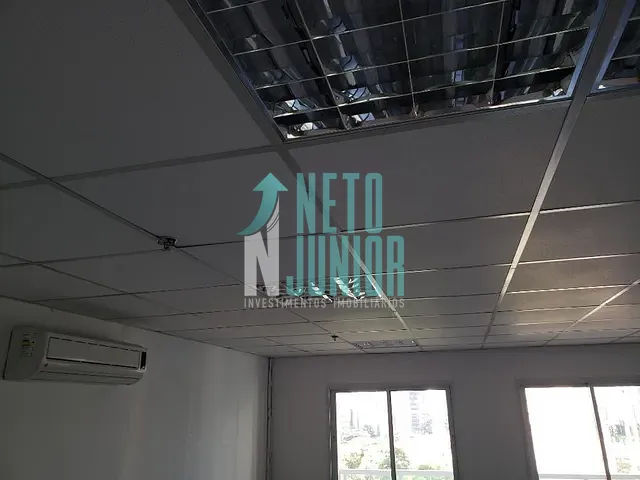 Andar corporativo com 42m², para alugar, no bairro Brooklin Novo em São Paulo