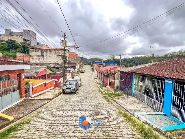 Outro com 300m² 4 quartos e 3 banheiros, à venda, no bairro Quarta Divisão em Ribeirão Pires
