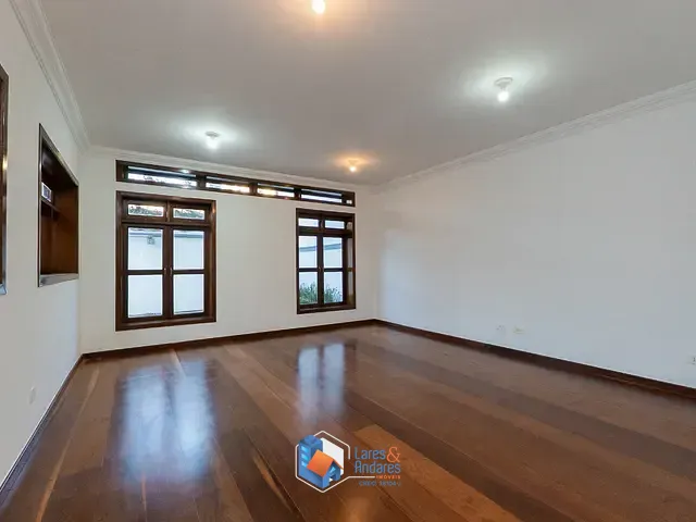 Outro com 216m² 3 quartos e 4 banheiros, à venda, no bairro Indianópolis em São Paulo