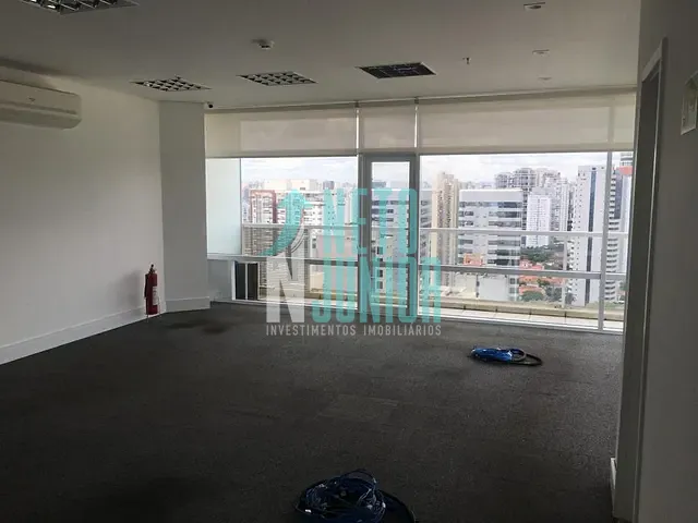 Conjunto comercial com 53m², à venda ou para alugar, no bairro Brooklin Novo em São Paulo
