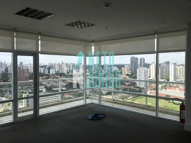 Conjunto comercial com 53m², à venda ou para alugar, no bairro Brooklin Novo em São Paulo